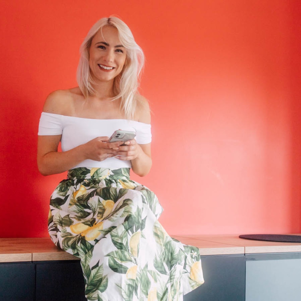 bundb_team_janine-rot bundb_team_janine-rot