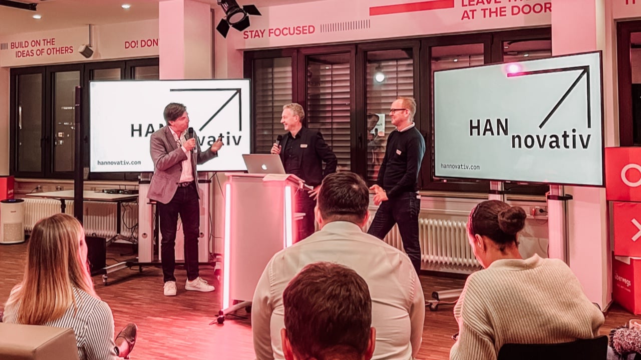 DNK_26_x-xchange_gallery_1