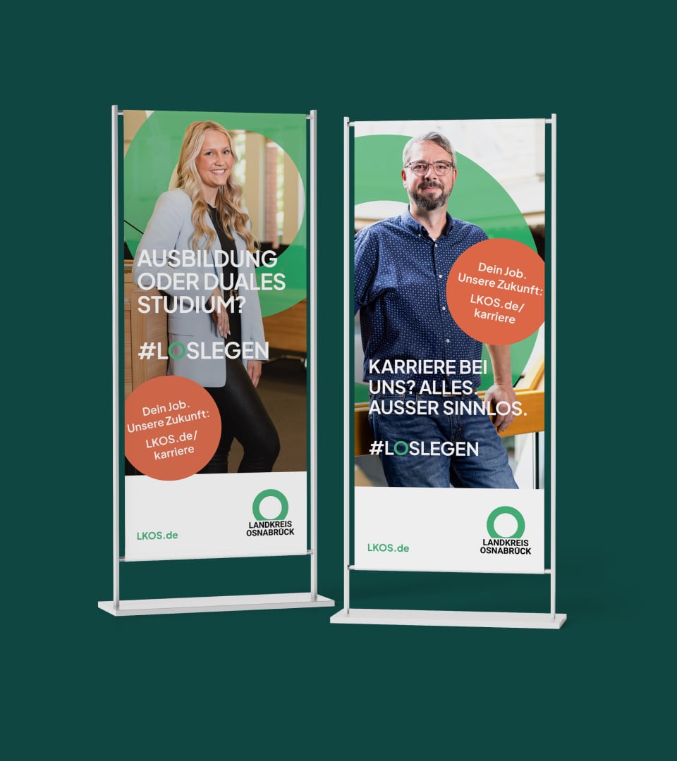 BundB_Referenz_LKOS_07_ooh-1 Rollups mit #LOSLEGEN-Kampagne des Landkreises Osnabrück – Employer Branding für Ausbildung und Karriere.